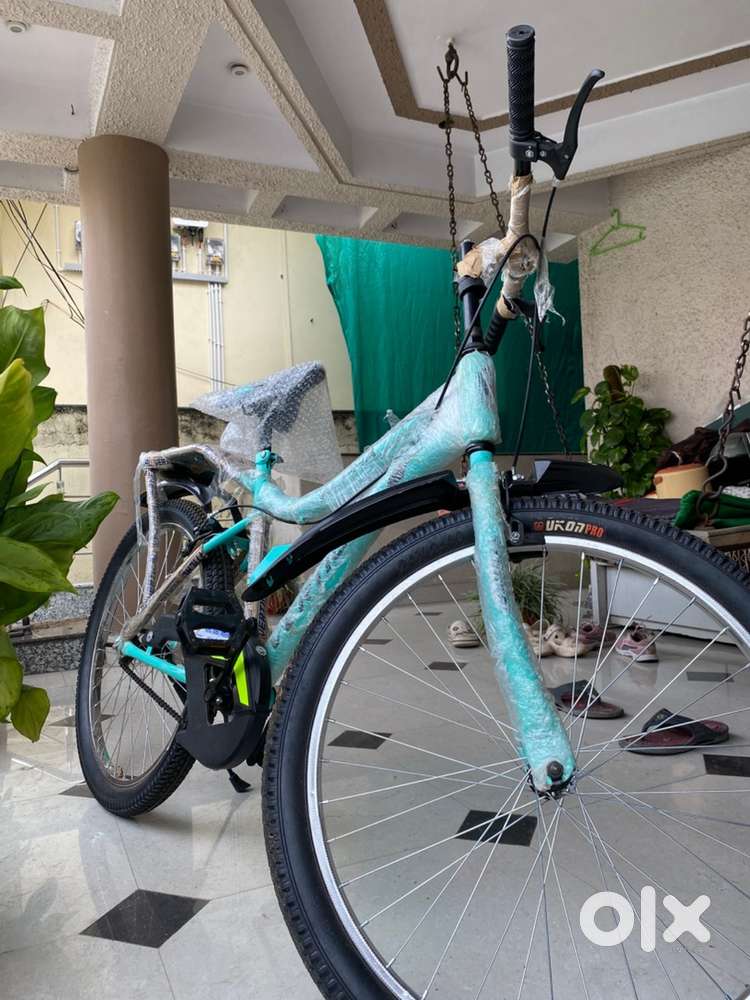 Vertical Alpha Mens Sports Bicycle
