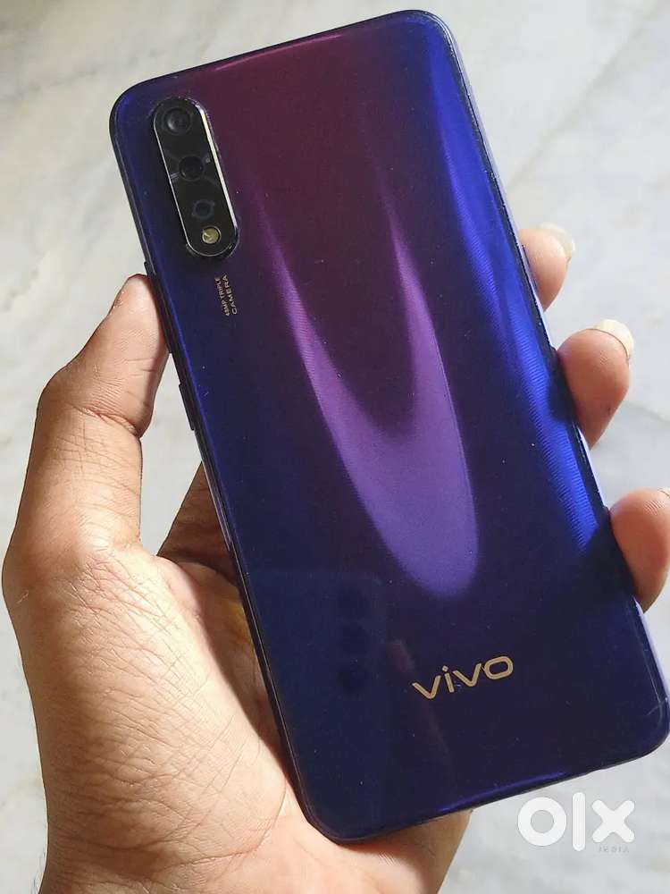 Vivo z1x mobile in good condition