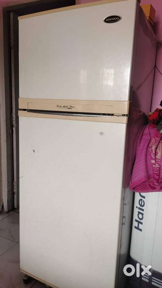 DAEWOO refrigerator 360 LTR FRIDGE