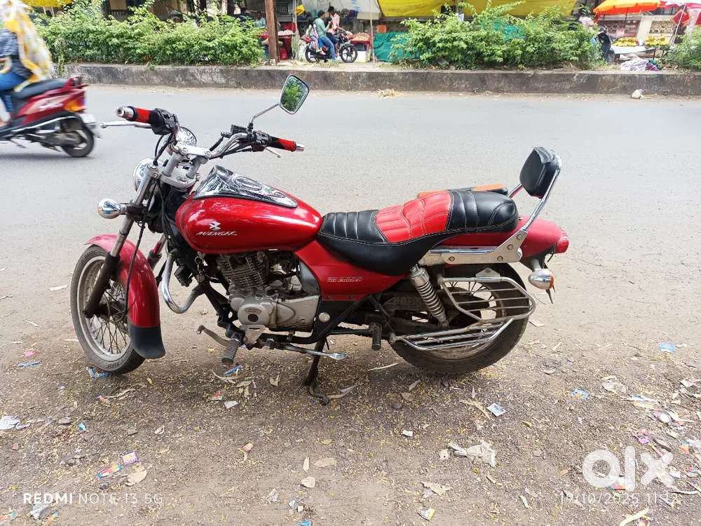 Urgent Sell-Good condition,new battery,tyres.40+ Average