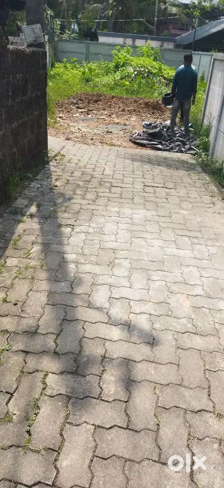 Plot for sale at Maradu