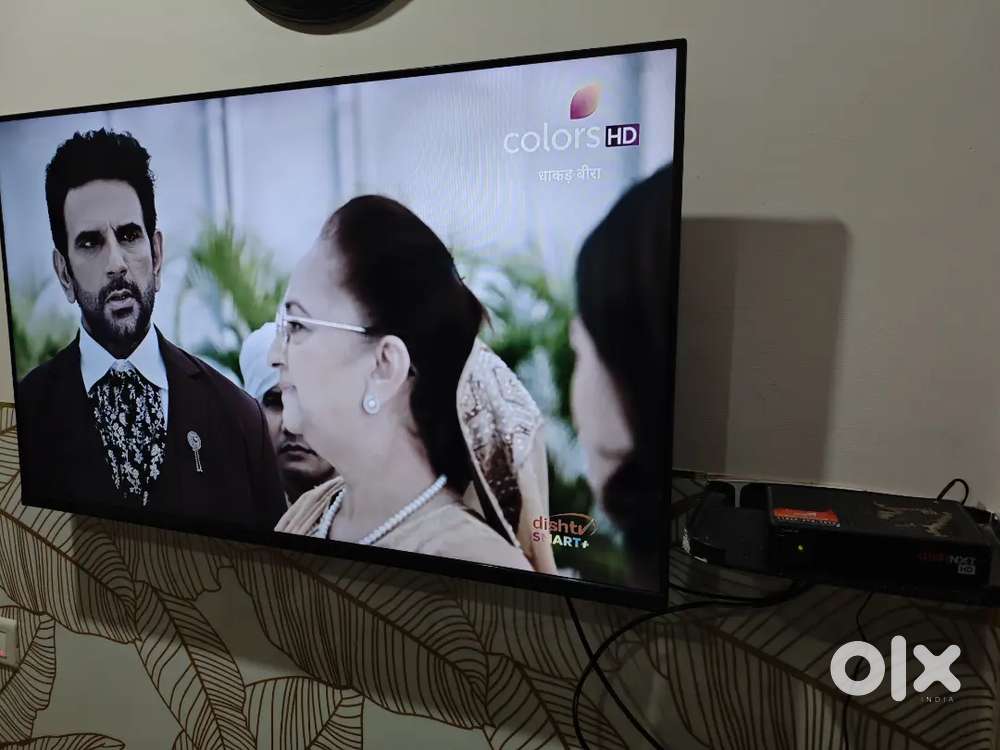 43 inch smart led with Dist Tv