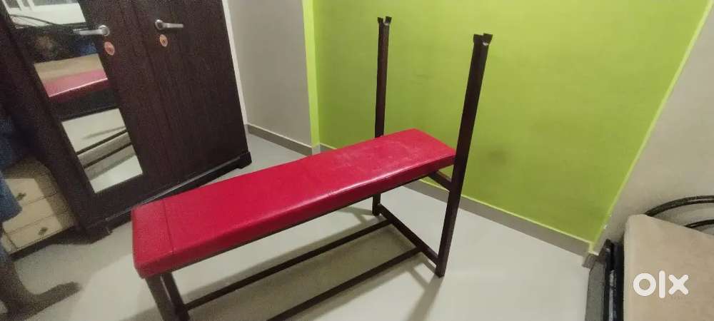 bench press bench , brand new condition for gym , with barbell