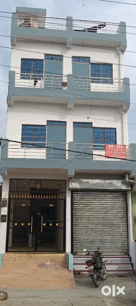 Well maintain shop Hall space available for rent in barra-7