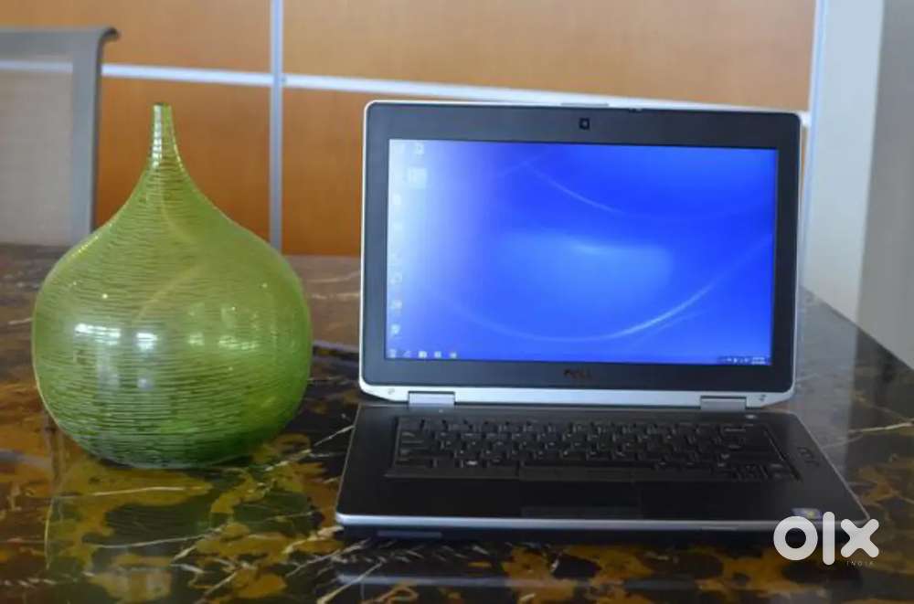 Intel Core i5 8gb/256gb SSD Win 10 3hrs backup good condition laptop