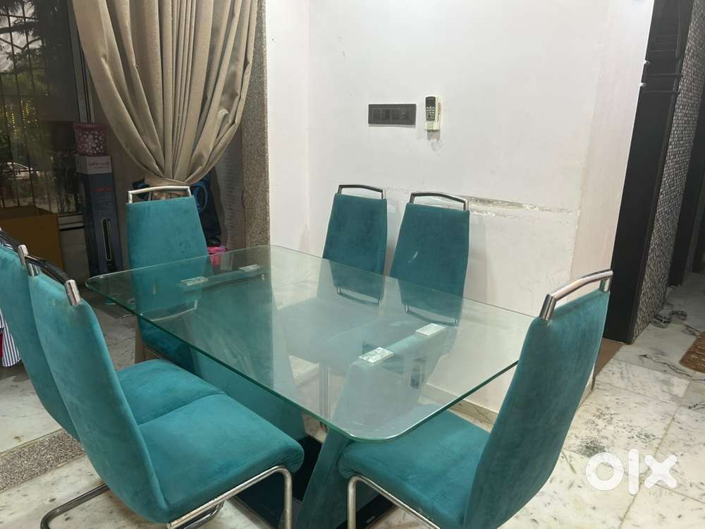 Dinning table