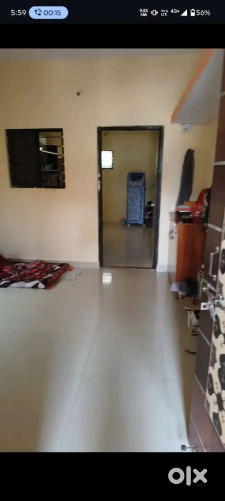 1 female roomate needed