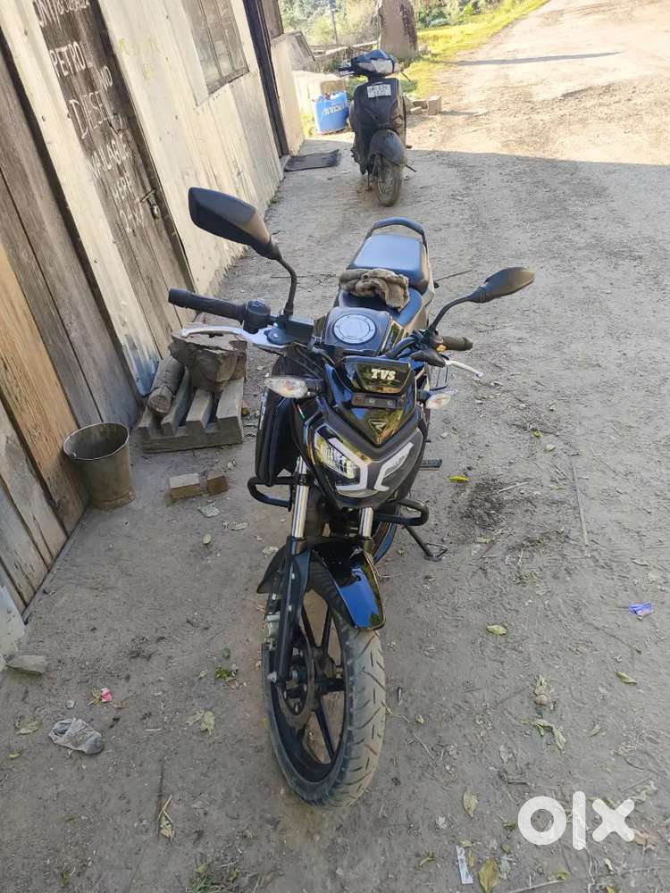 TVS Raider
