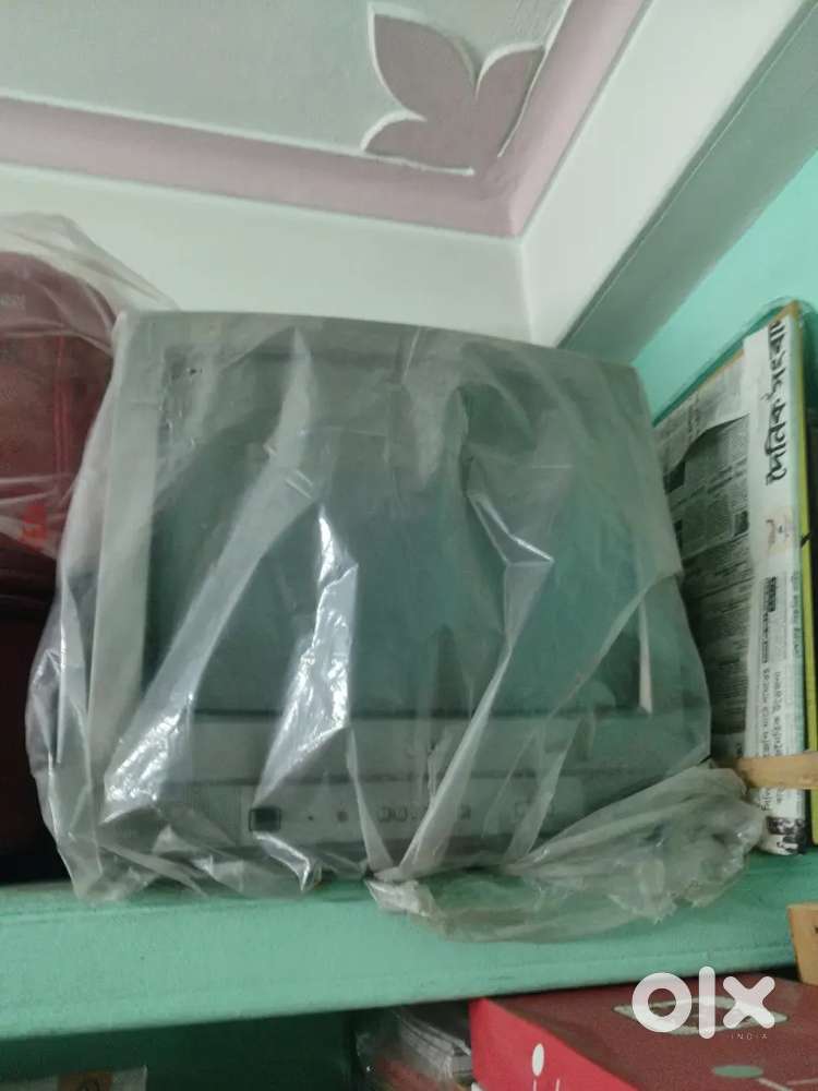 SAMSUNG OLD STYLE TV