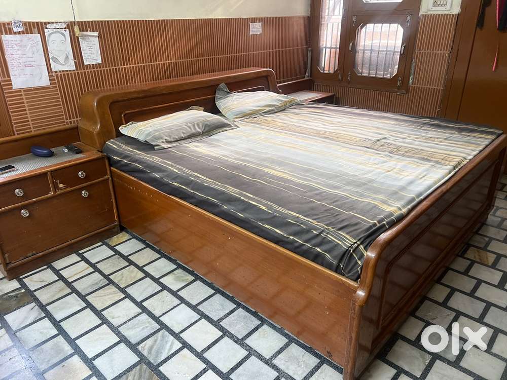 Double bed