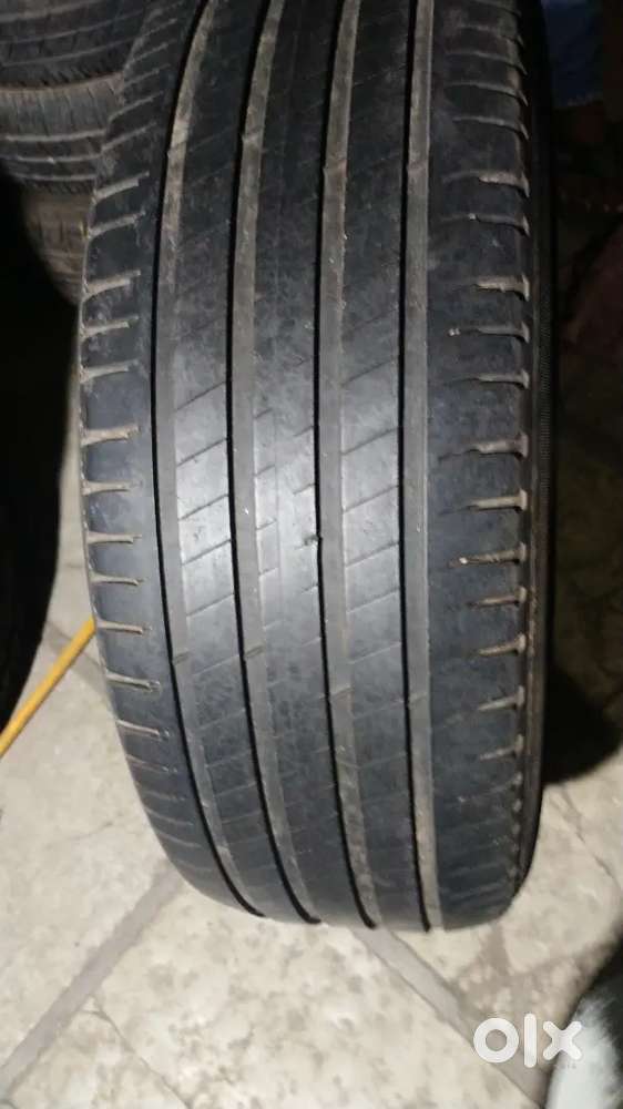 235/60/R18  michlin