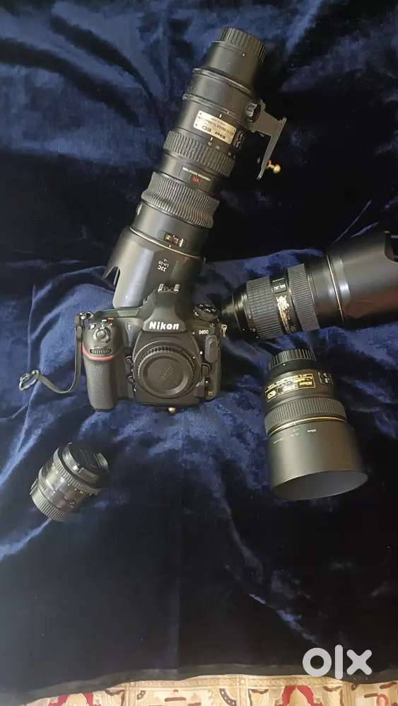 Nikon D850 with full kit