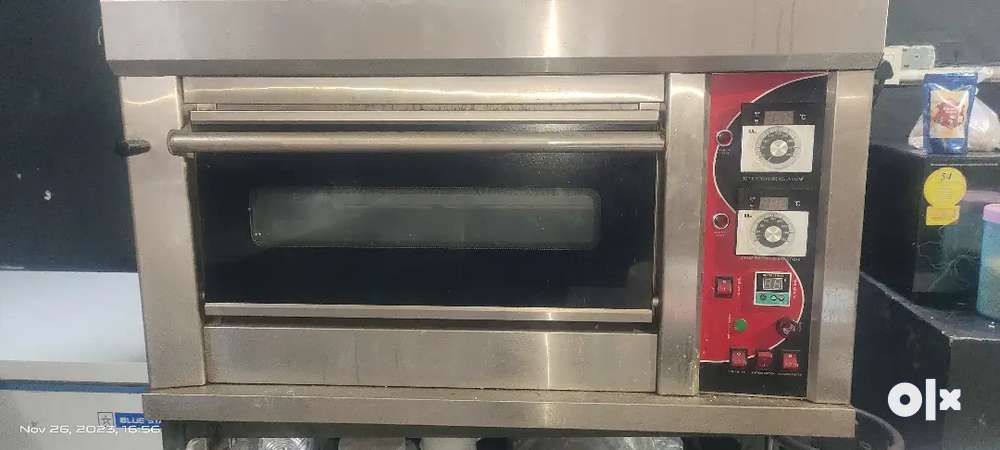 Pizza oven and counter for sale