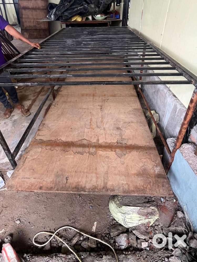 Welders and helpers Katedan Balapur