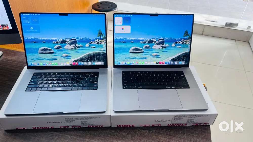MacBook Pro M2 Pro Chip 32gb 512gb (2 pieces) 16 inch