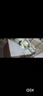 Foldable cutting table
