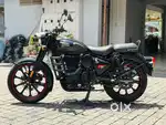 2024 classic stealth black only 10000 kms