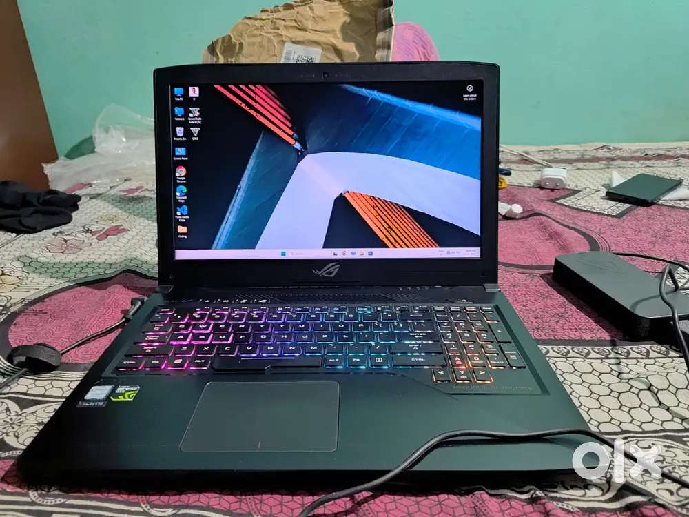 ASUS ROG Strix i7 8th Gen Gaming Laptop (16GB/512GB SSD + 1TB HDD)