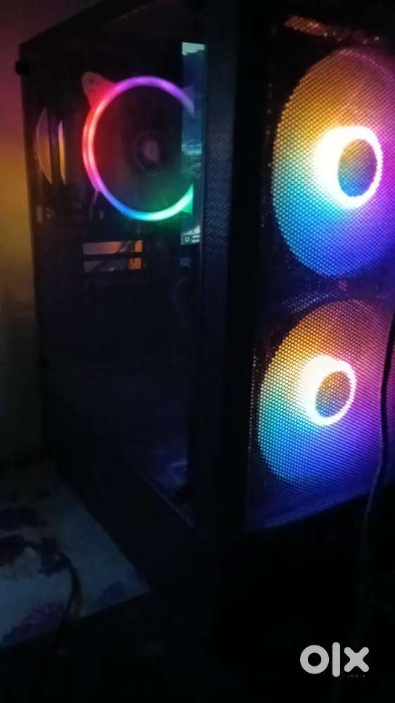 Ant eSports ICE-100 Mid Atx Gaming Cabinet+ Corsair Vs550W PSU