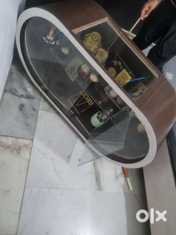 Display cabinet