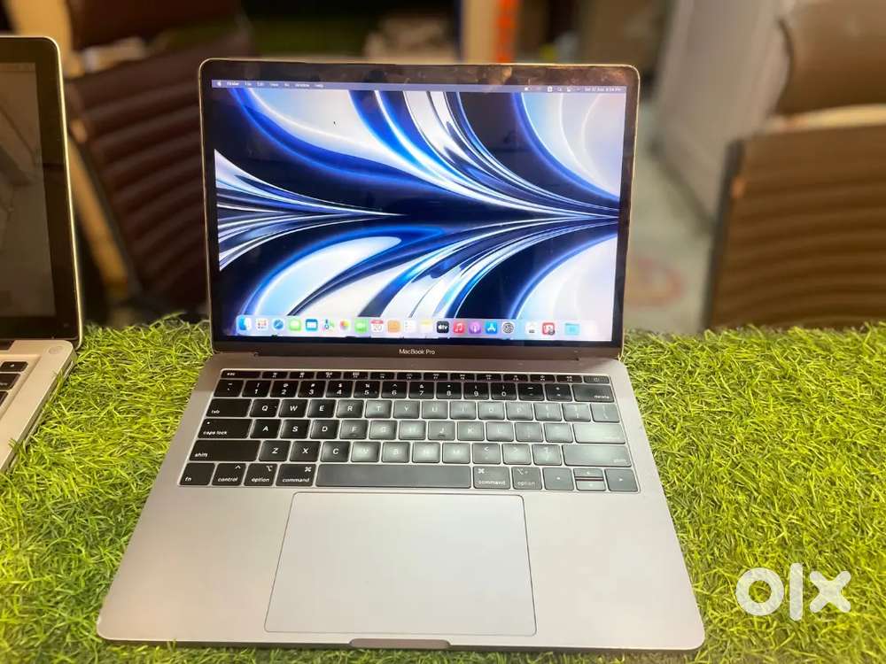 MACBOOK PRO A1708 2016 CORE I5 8GB RAM 128GB SSD 13 INCH SCREEN