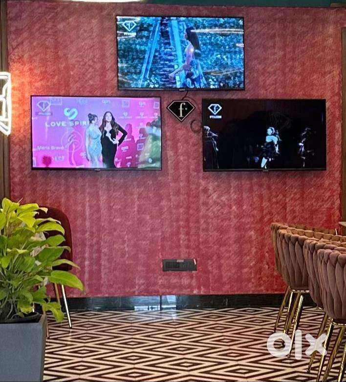 Samsung 43 Full HD Smart TV – UA43T5450AKXXL – Excellent Condition