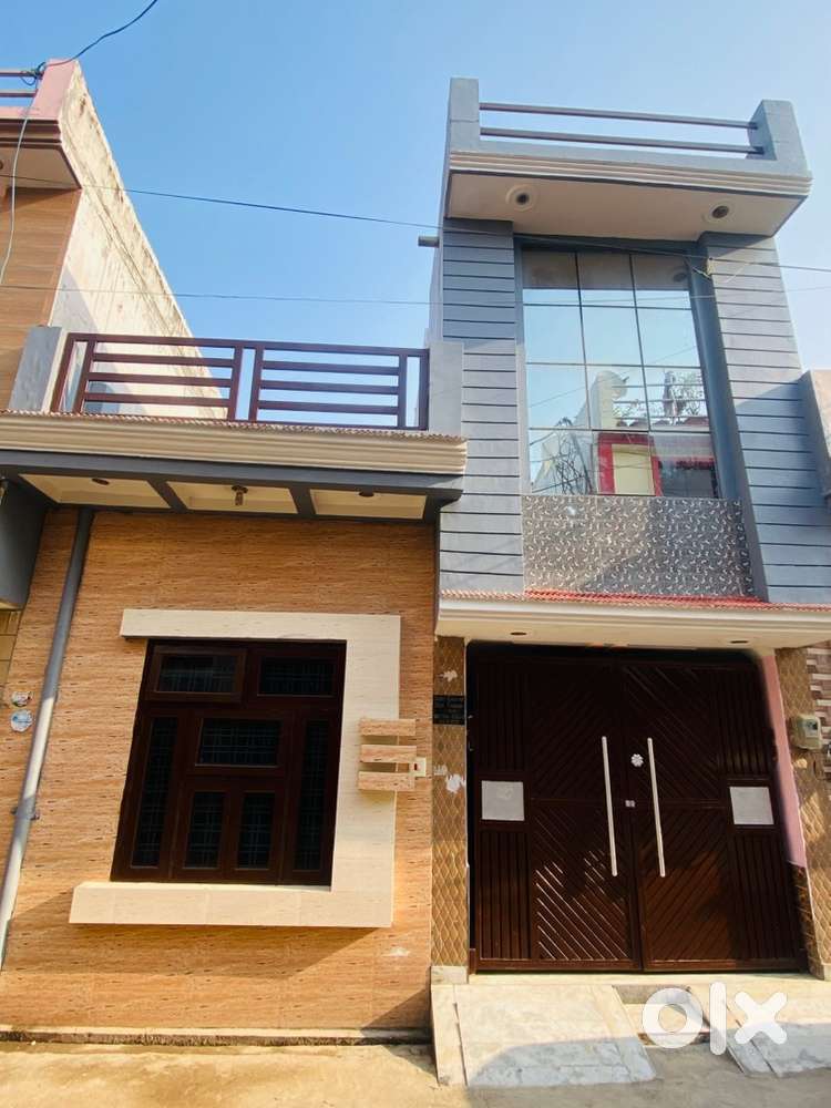 Beautiful house in 900 square feet plot