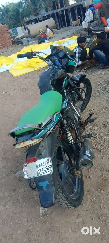“Bajaj Discover 125 ST अच्छी हालत में बिक्री के लिए”