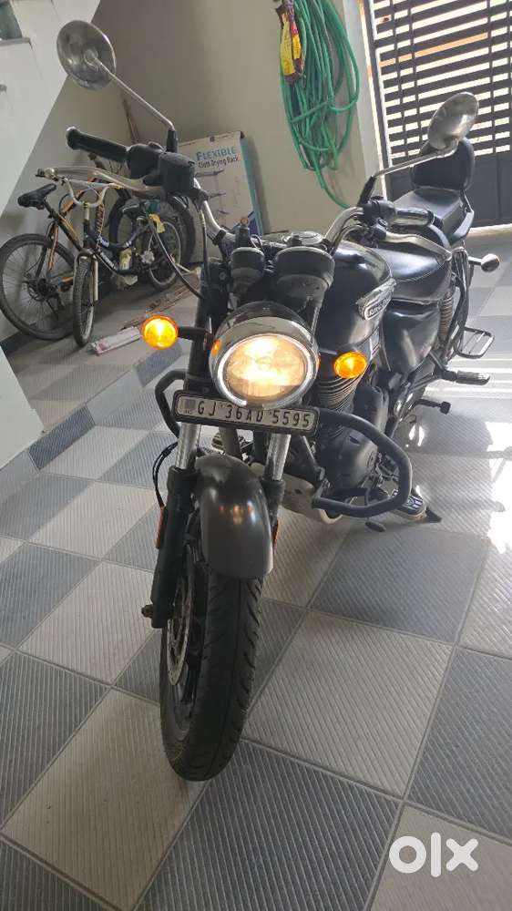 Meteor Matt Black