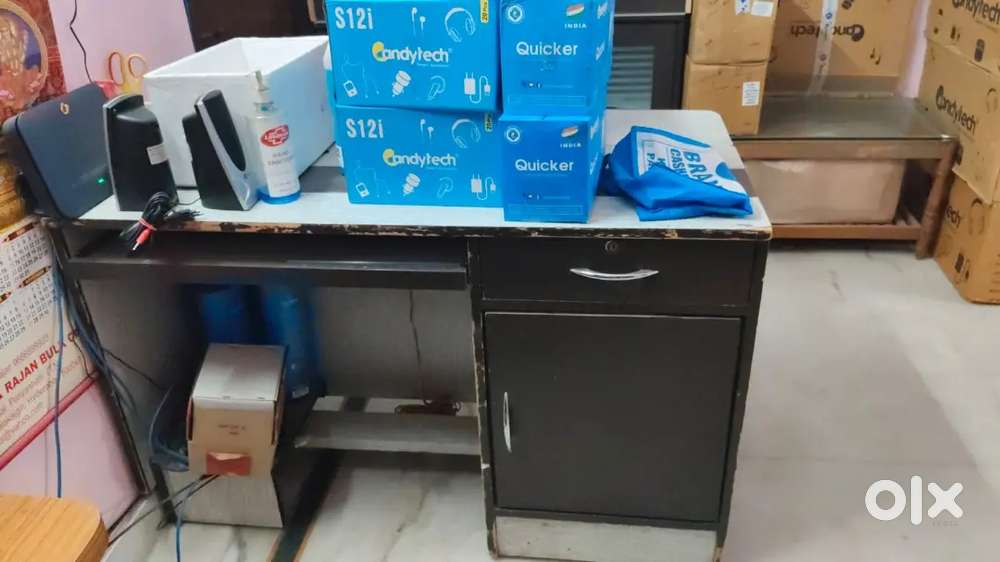 Office Computer Tables