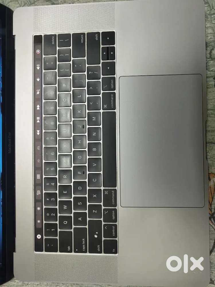 Apple Macbook pro