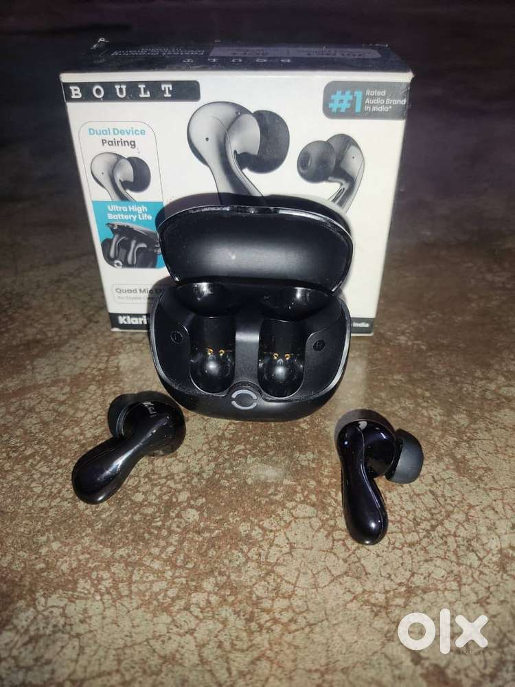 WIRELESS EARBUDS