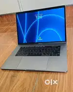 Apple Macbook Pro A1990 Core i7 16GB/256GB Laptop