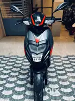 EXCELLENT CONDITION APRILIA SR150