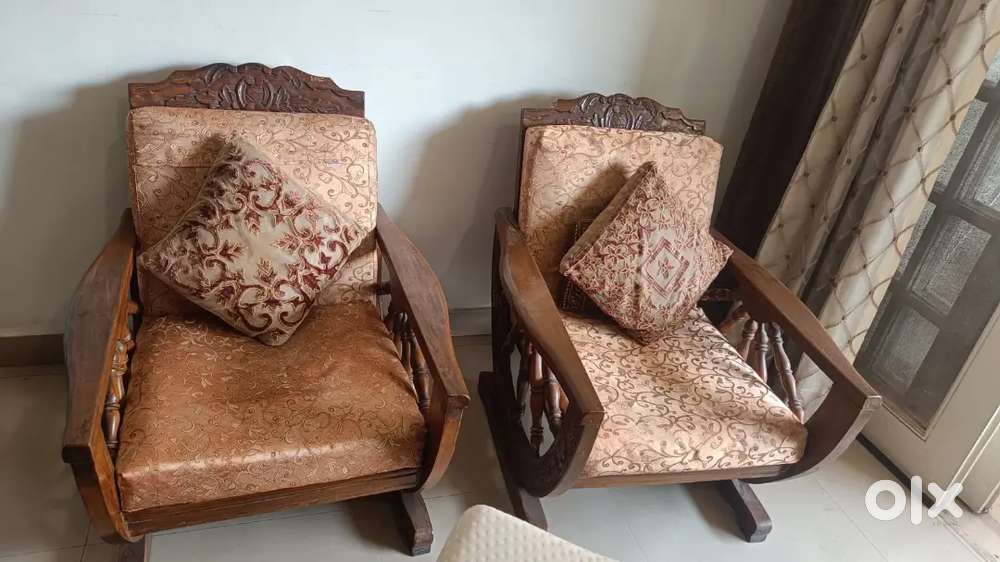 Sofa set 5 seater