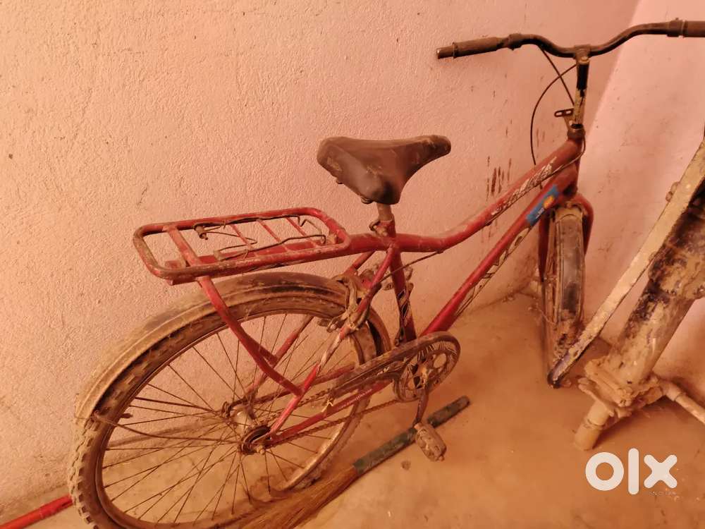Old Rengor Avon Bicycle for Sale – Achhe Condition Mein