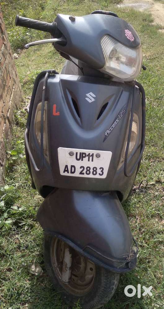 Suzuki scooty access