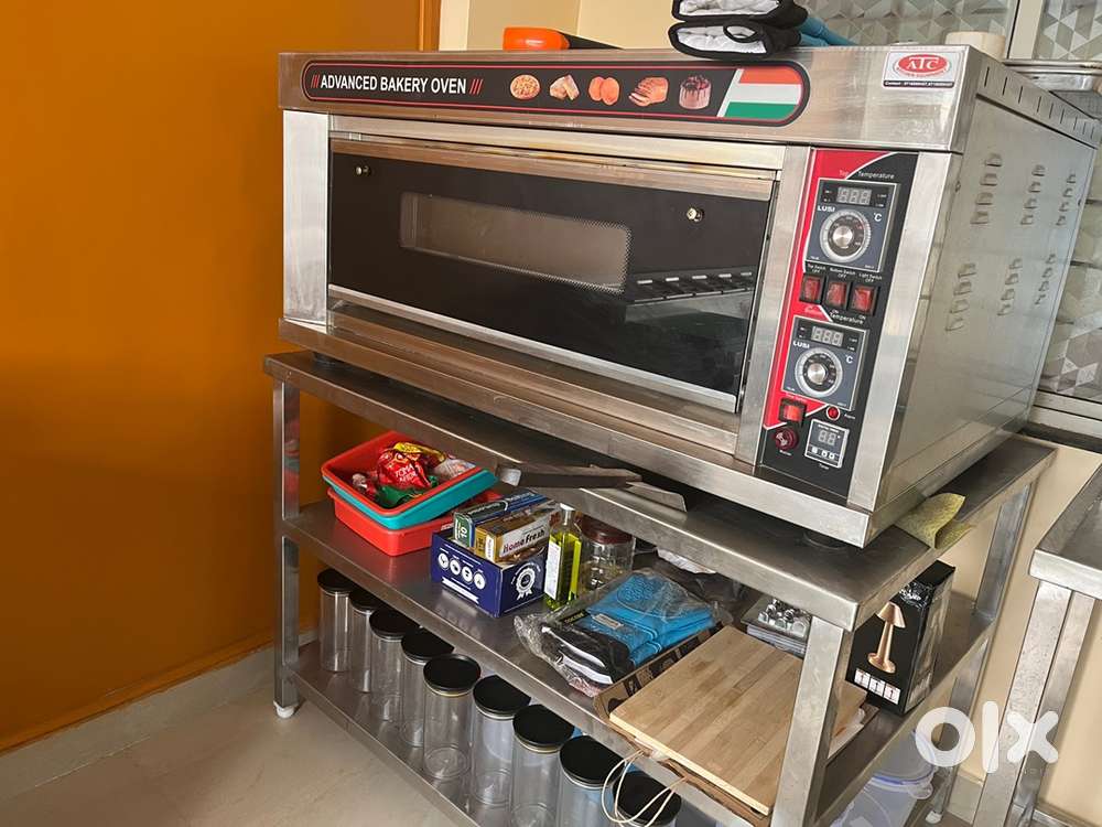 Pizza oven used only 2 month