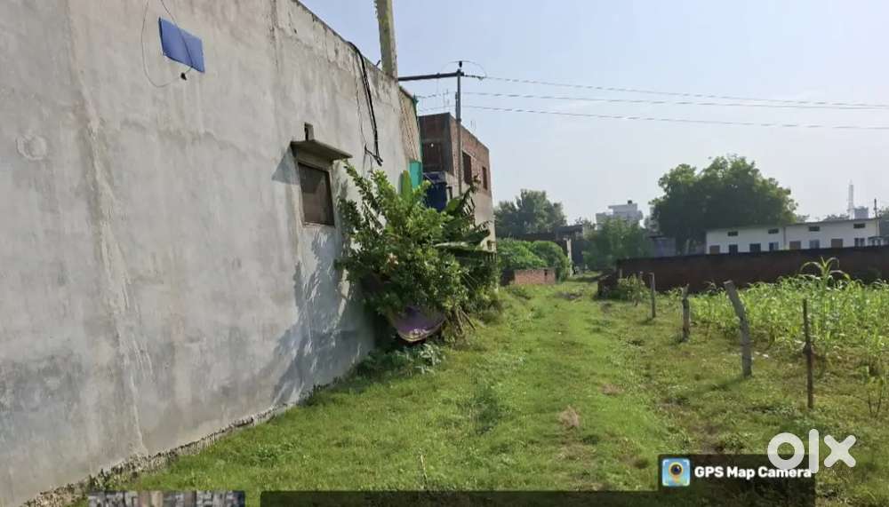 Plot for sell in pahari gate( d.l.w)