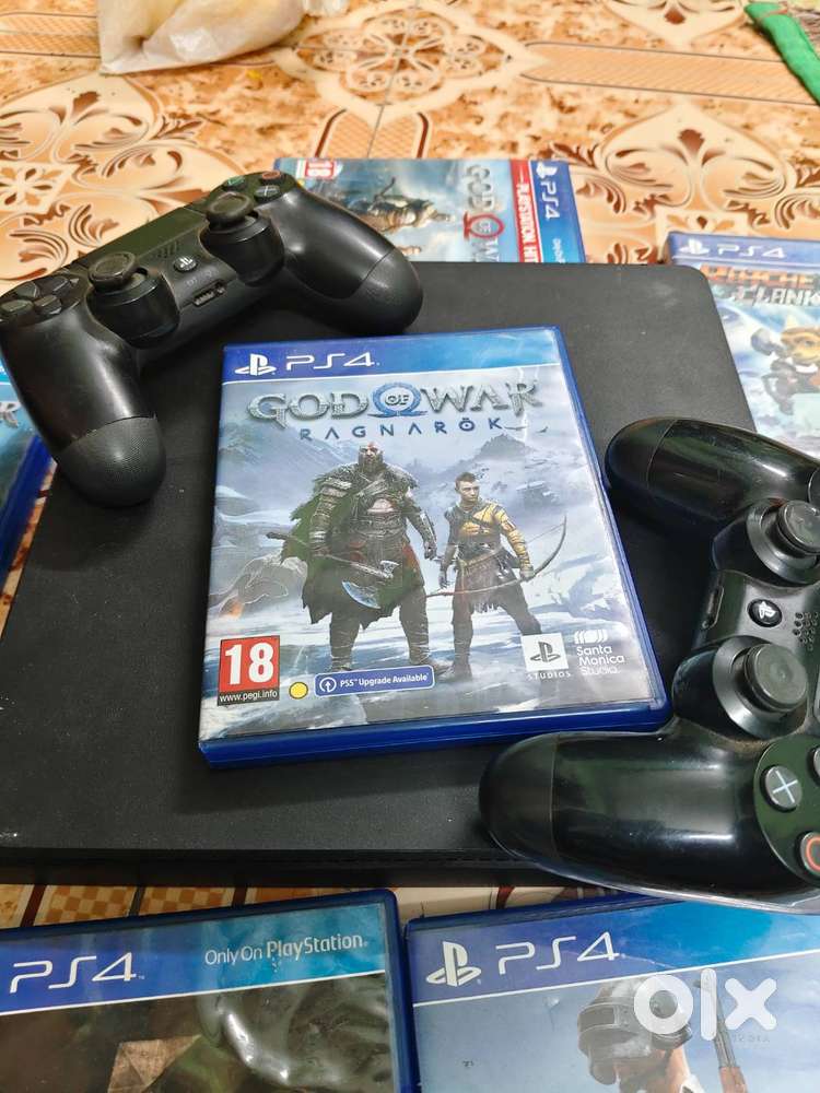 PLAYSTATION 4 (PS4)
