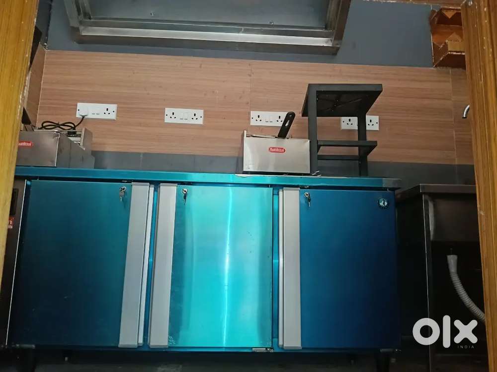 A perfect commercial fridger