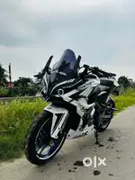 Showroom condition PULSAR RS 200