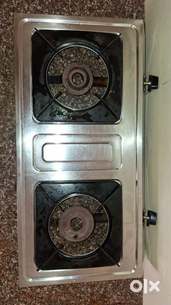 Gas stove with pipe and chulha