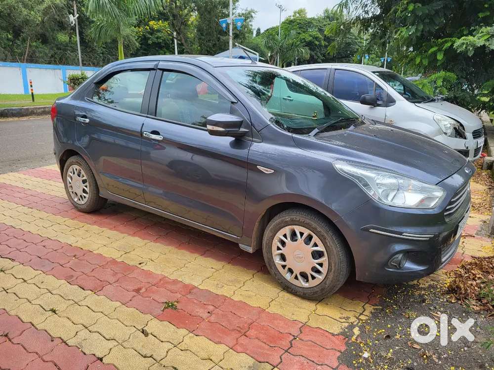 Ford Figo Aspire 1.2 Trend 2015 Petrol