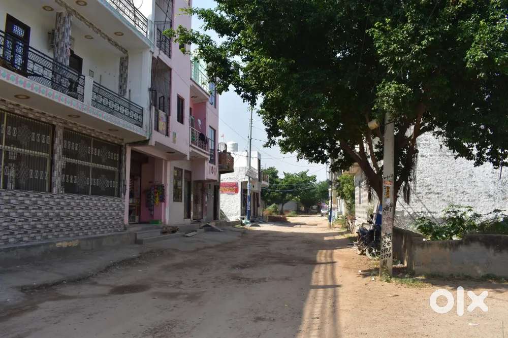 Plot for sale in Gated Community with Bank Loan. Available