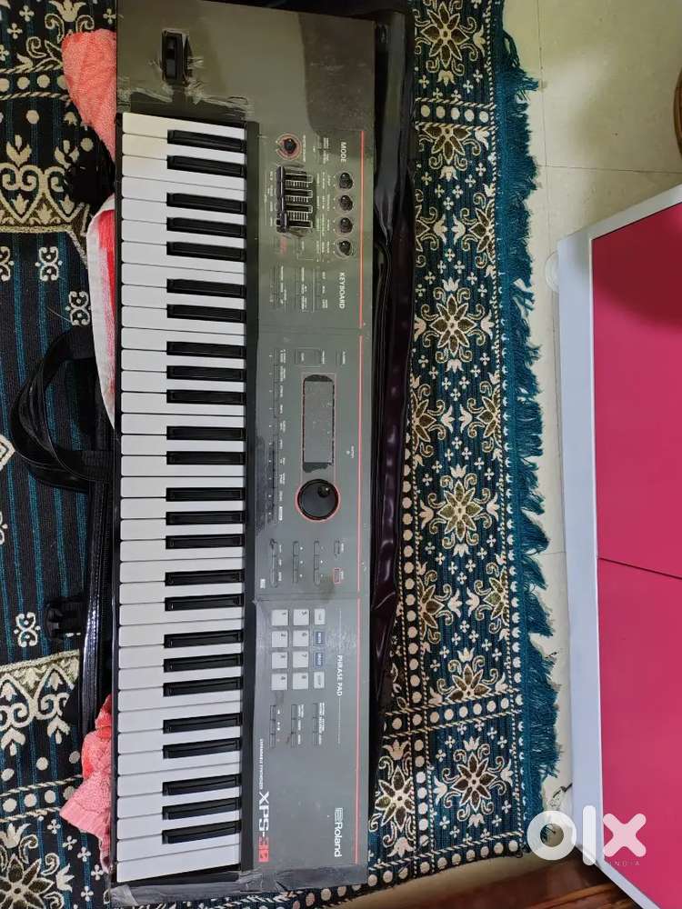Roland Xps 30 price 50,000