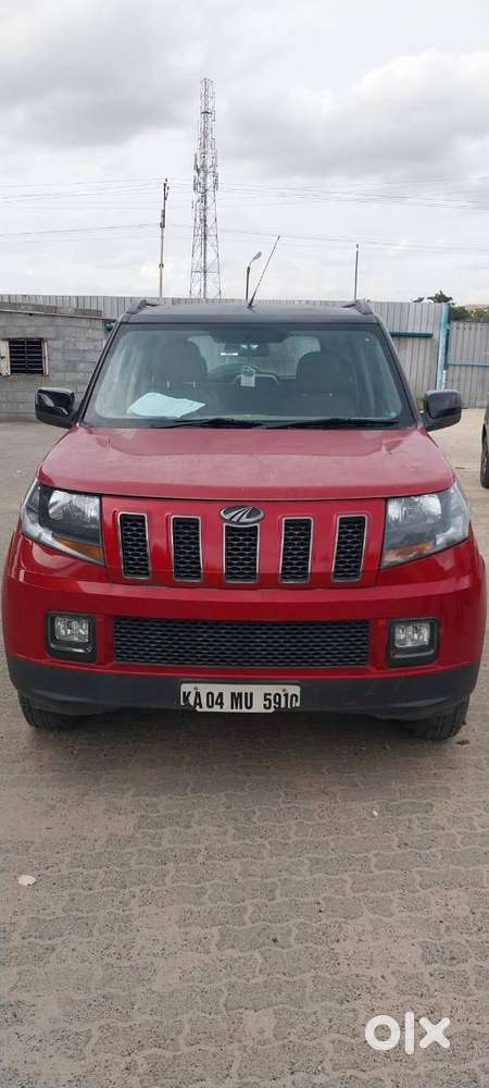 MAHINDRA TUV300 T10 DT AUTOMATIC 2018