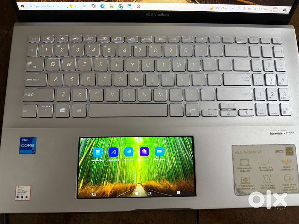 Screen Pad touch , Core i7 11th gen (8gb /512gb ssd)