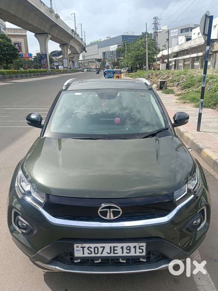 Tata Nexon 1.2 Revotron XZA Plus, 2022, Petrol