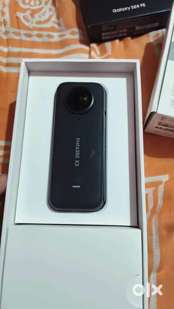 Insta360 X3